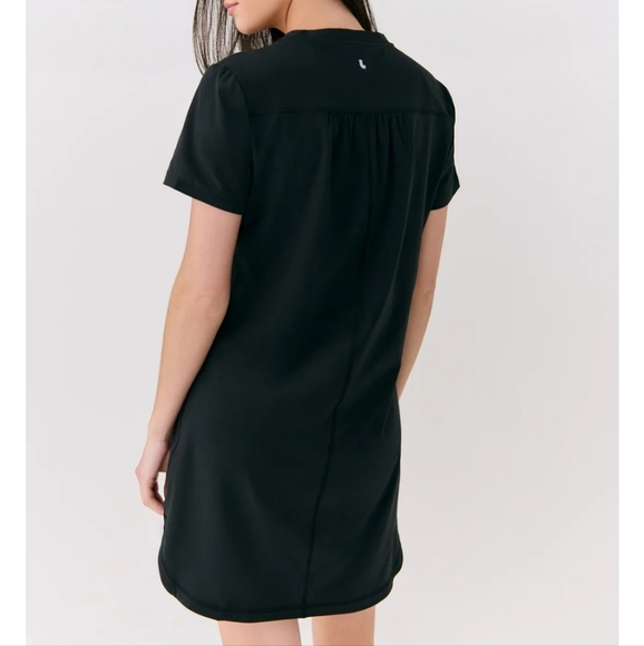 Lolë Olivie V Neck Dress - Picture 2 of 8